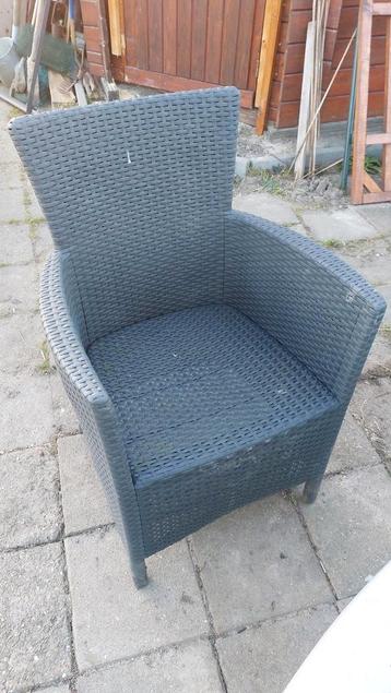 Tuinstoelen 2 beschikbaar voor biedingen