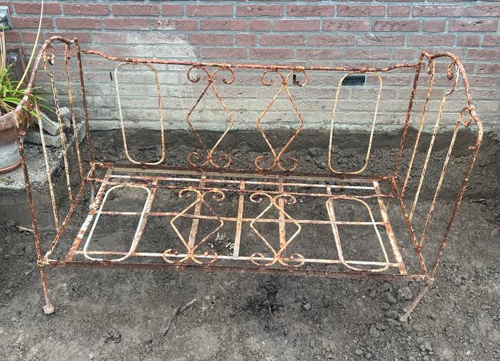 Brocante IJzeren Bedje, Antiek en Kunst, Curiosa en Brocante, Ophalen