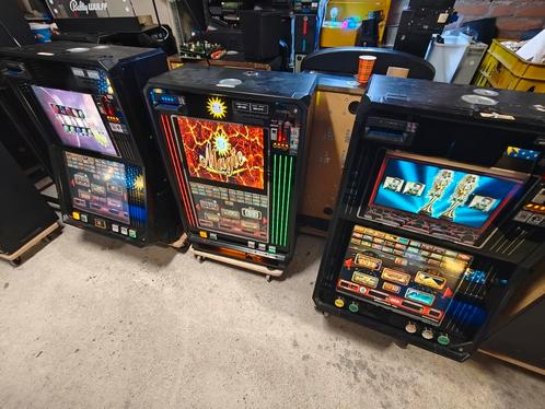Merkur gokkast(en) met veel opties en bekende spellen, Verzamelen, Automaten | Gokkasten en Fruitautomaten, Zo goed als nieuw