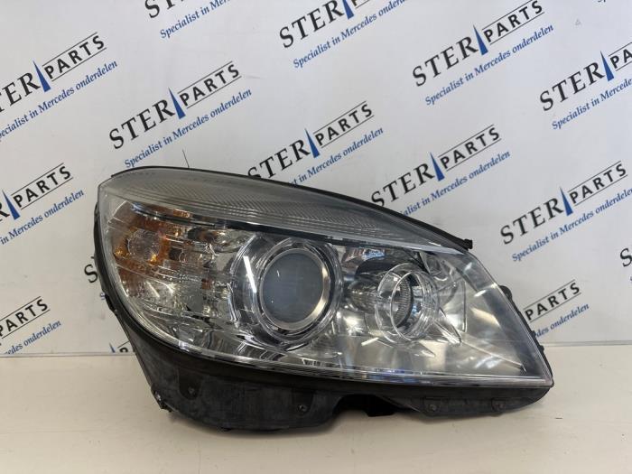 Koplamp rechts van een Mercedes C-Klasse, Auto-onderdelen, Verlichting, Mercedes-Benz, Gebruikt, 3 maanden garantie, Ophalen of Verzenden