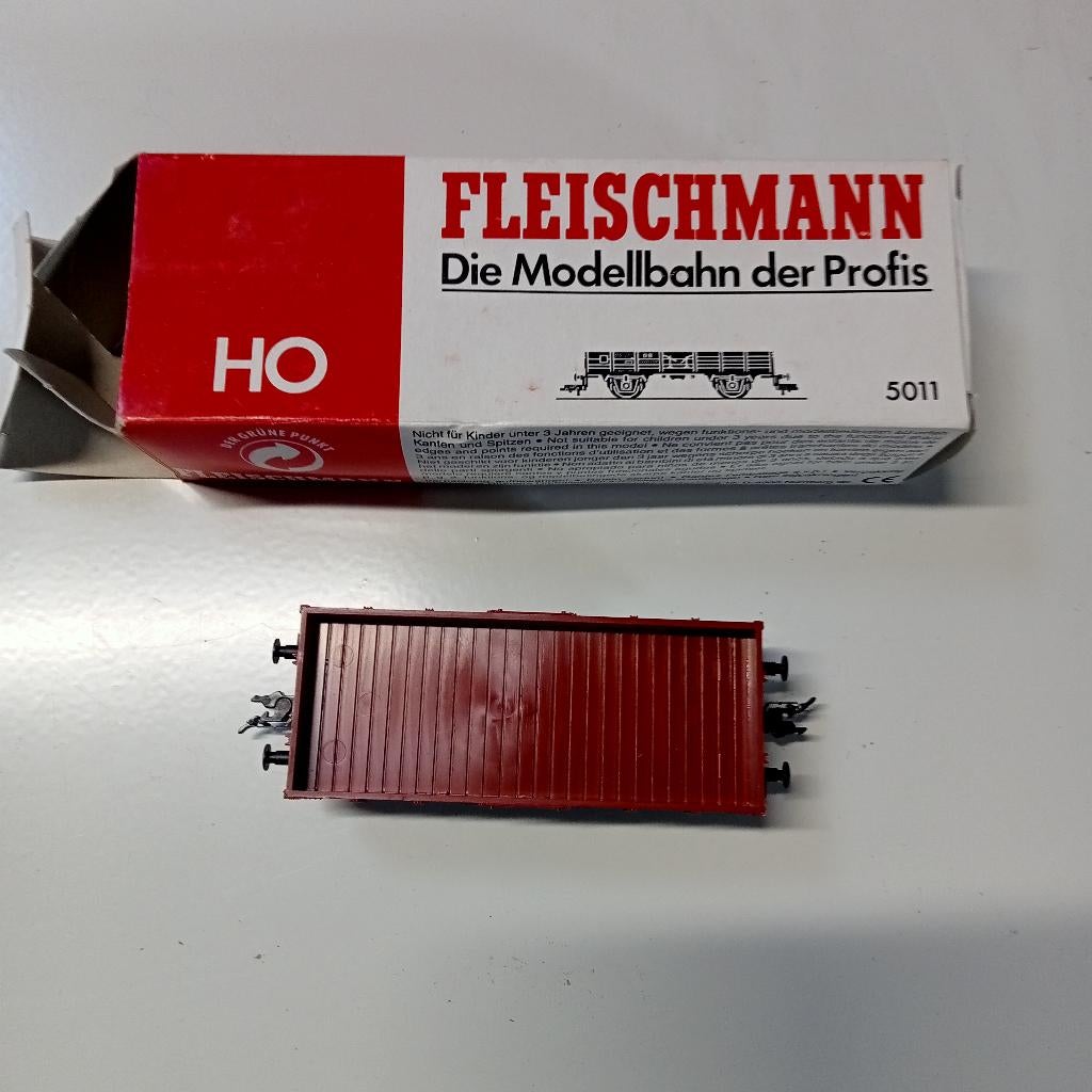 Fleischmann 5011 platte wagen met profikoppeling H0, Hobby en Vrije tijd, Modeltreinen | H0, Wisselstroom, Wagon, Ophalen of Verzenden