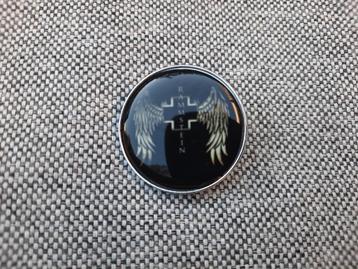 1 mooie ronde zwarte pin van Rammstein te koop beschikbaar voor biedingen