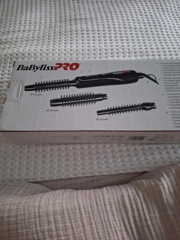 Nieuwe Babyliss Pro Krulborstel Set, Witgoed en Apparatuur, Persoonlijke-verzorgingsapparatuur, Nieuw, Haarverzorging, Ophalen of Verzenden