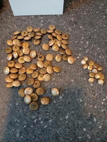 76 PTT knopen en 15 kleine PTT KNOPEN. beschikbaar voor biedingen