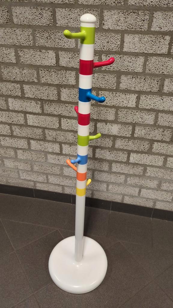 Ikea Krokig kinder kapstok, Huis en Inrichting, Woonaccessoires | Kapstokken, Zo goed als nieuw, Staande kapstok, 150 tot 200 cm