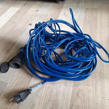 Nieuwe profesionele verlengsnoeren van 30 meter. beschikbaar voor biedingen