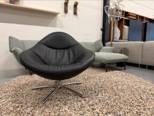Nieuw Label Vandenberg Hidde Soft Fauteuil Zwart leer Gin, Huis en Inrichting, Fauteuils, Nieuw, Leer, Ophalen of Verzenden