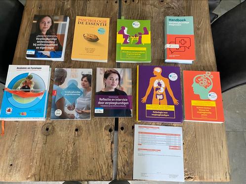 NIEUW 1e Jaars Studieboeken Verpleegkunde, Boeken, Schoolboeken, Zo goed als nieuw, Huishoudkunde of Verzorging, Overige niveaus