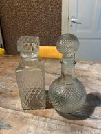 Vintage 2 glazen karaffen met ingeslepen ruitpatroon, Ophalen