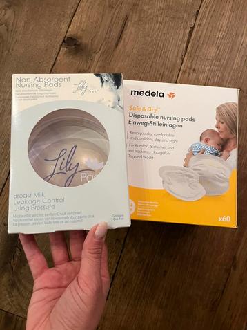 Medela Zoogcompressen + niet absorberende zoogcompressen beschikbaar voor biedingen