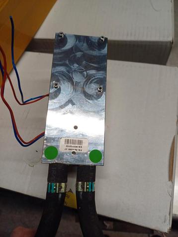 Aluminium koelblok met peltier elementen  beschikbaar voor biedingen
