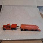 Oranje Vrachtwagen met Oplegger, Verzenden