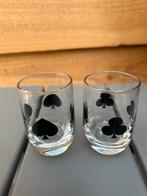 2 Luminarc borrel glaasjes met een klaver en schoppen erop, Ophalen of Verzenden, Zo goed als nieuw, Borrel- of Shotglas