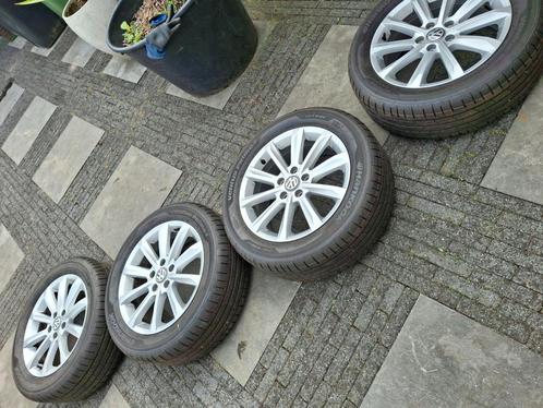 17inch HELSINKI 5x112 Passat B7 B8 Tiguan Touran Ateca Tarra, Auto-onderdelen, Banden en Velgen, Banden en Velgen, Zomerbanden
