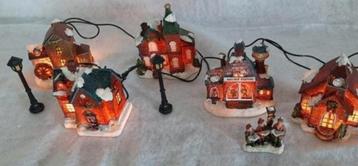 Mini kerstdorpje verschillende kersthuisjes met verlichting beschikbaar voor biedingen