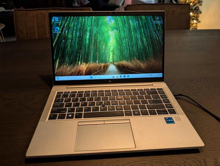 HP Elitebook 840 G8 I7 met defect, Computers en Software, Windows Laptops, Zo goed als nieuw, 14 inch, SSD, 2 tot 3 Ghz, Ophalen of Verzenden