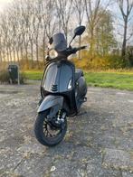 Vespa sprint full option, porsche agaat grijs. 4 klepper, Fietsen en Brommers, Scooters | Vespa, Ophalen, Maximaal 45 km/u, Vespa S