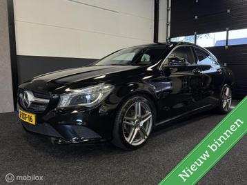 Mercedes CLA-klasse 180 Ambition LEER / LED / NAP / LMV 18'' beschikbaar voor biedingen