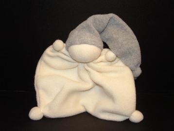 POPJE KNUFFELDOEKJE FLEECE WIT MET BOL HOOFDJE EN  beschikbaar voor biedingen