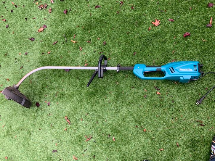 Makita UR3500 Elektrische Kantmaaier, Tuin en Terras, Grastrimmers, Gebruikt, Elektrisch, 30 tot 50 cm, Ophalen of Verzenden