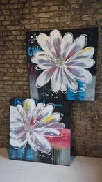 2 fantastische schilderijen bloemen L. Paramount, Ophalen