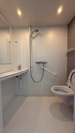 Douche & toilet - unit - mindervaliden - KipCare One, Doe-het-zelf en Verbouw, Sanitair, Ophalen, Zo goed als nieuw