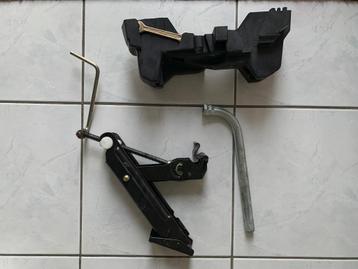 Krik set geschikt voor VW Polo / Seat Leon beschikbaar voor biedingen