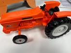 Kunststof origineel Renault tractor miniatuur, Hobby en Vrije tijd, Ophalen of Verzenden, Zo goed als nieuw, Tractor of Landbouw