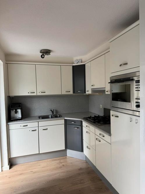 Keuken, Huis en Inrichting, Keuken | Complete keukens, Gebruikt, Hoekkeuken, Crème, Kunststof, Ophalen
