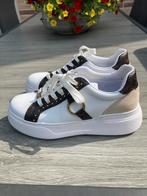 Liu Jo BF3117 Wit €162 mt 39, Wit, Ophalen of Verzenden, Sneakers of Gympen, Zo goed als nieuw