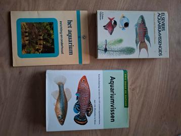 3 Aquarium Boeken (153) beschikbaar voor biedingen