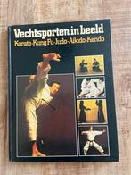 Vechtsporten in Beeld - Karate, Kung Fu, Judo, Aikido, Kendo, Boeken, Ophalen of Verzenden, Gelezen, Vechtsport
