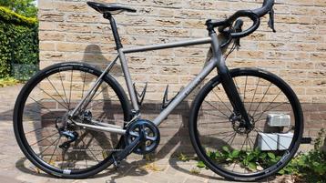 Titanium J Guillem Oriënt 2021 Shimano Ultegra maat Large 58 beschikbaar voor biedingen