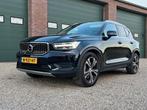 Volvo XC40 T4 Twin Engine 211pk Geartronic 2021 Zwart, Auto's, 1800 kg, Zwart, 129 pk, Zwart