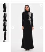 Zayna dress zwarte lange galajurk met steentjes details, Maat 38/40 (M), Galajurk, Verzenden, Zwart