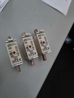 Bouwmeterkast insteek zekering 25 A en 35 A, Doe-het-zelf en Verbouw, Elektra en Kabels, Ophalen of Verzenden, Overige typen