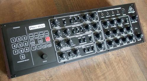 Behringer Pro-800, Muziek en Instrumenten, Synthesizers, Zo goed als nieuw, Overige aantallen, Overige merken, Ophalen of Verzenden