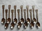 12 verschillende lepeltjes Van Nelle Europese landenserie, Ophalen of Verzenden, Nieuw, Metaal, Bestek