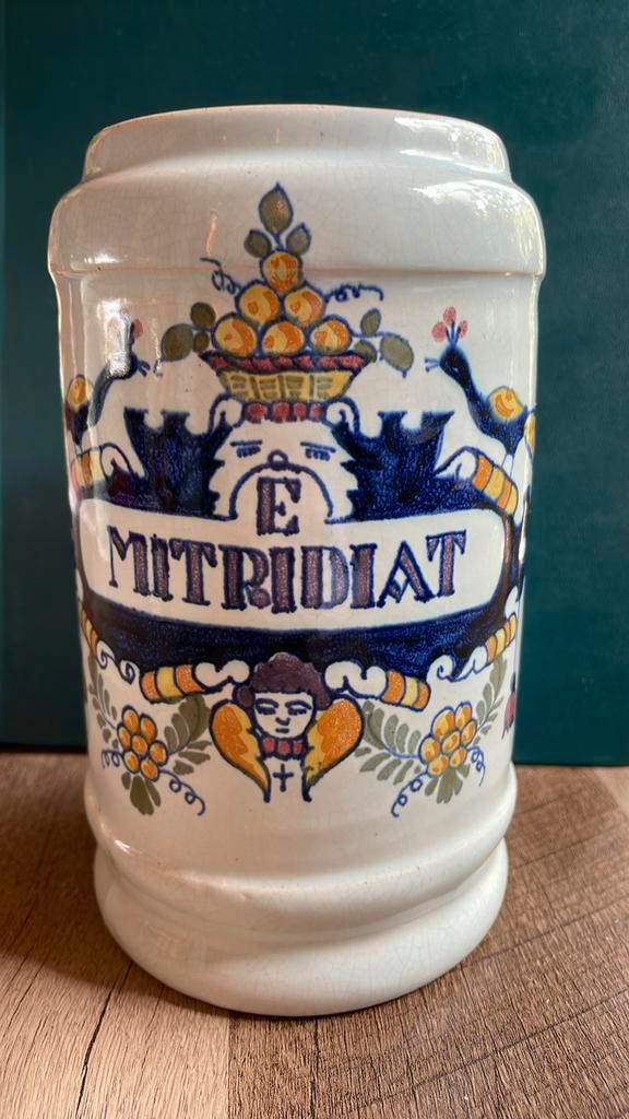 Antieke apothekerspot E Mitidiat - Royal Delft -, Antiek en Kunst, Antiek | Keramiek en Aardewerk, Ophalen of Verzenden