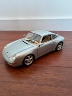 Porsche carrera 911, Hobby en Vrije tijd, Modelauto's | 1:18, Ophalen, Zo goed als nieuw, Auto, Bburago