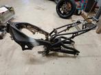 Frame Yamaha R1 1999 met kenteken, subframe en achterbrug, Motoren, Onderdelen | Yamaha, Gebruikt