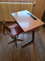 Vintage schoolbankje met stoel, Kinderen en Baby's, Kinderkamer | Tafels en Stoelen, Ophalen, Gebruikt, Tafel(s) en Stoel(en)