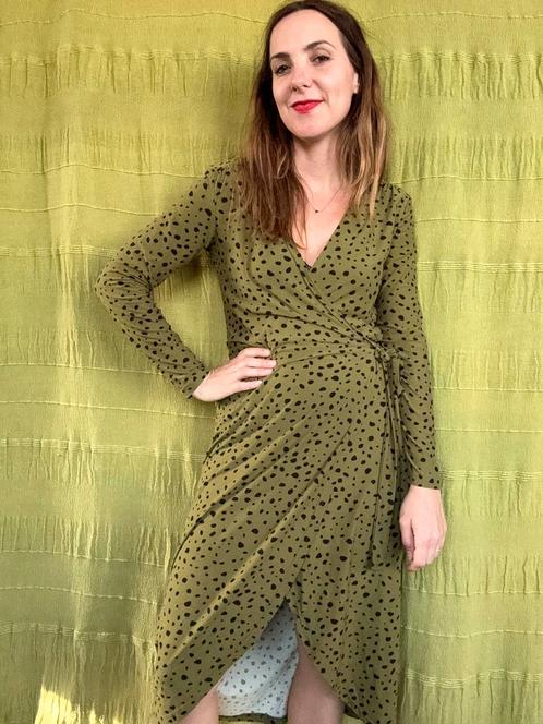 Omslagjurk / jurk - groen - QED - 38/M/medium, Kleding | Dames, Jurken, Gedragen, Maat 38/40 (M), Groen, Knielengte, Ophalen of Verzenden