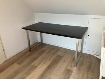 Stevig zwart bureau, 75x150 beschikbaar voor biedingen