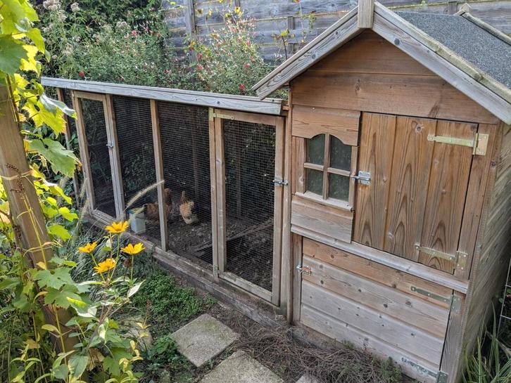 Prachtige houten zelfgebouwde kippen/konijnenhok en ren, Dieren en Toebehoren, Pluimvee | Toebehoren, Zo goed als nieuw, Kippenhok of Kippenren