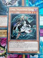 Lumina, Twilightsworn Shaman - Rare MZTM - Yu-Gi-Oh, Ophalen of Verzenden, Zo goed als nieuw, Losse kaart