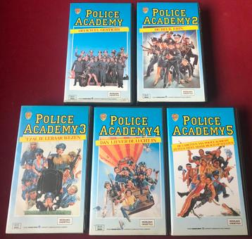 Police Academy 1 2 3 4 & 5 op VHS videobanden beschikbaar voor biedingen