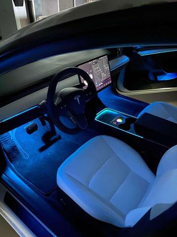 Sfeerverlichting auto inbouw beschikbaar voor biedingen