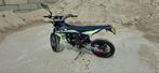 Fantic XM 50 Performance 2022, Fietsen en Brommers, Brommers | Derbi, Ophalen, 6 versnellingen, Gebruikt, Maximaal 45 km/u
