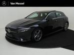 Mercedes-Benz A-klasse 180 Star Edition AMG Line / Stoelverw, Automaat, 12 maanden, Stof, Zwart
